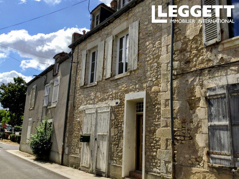 Property photo 2 of 10