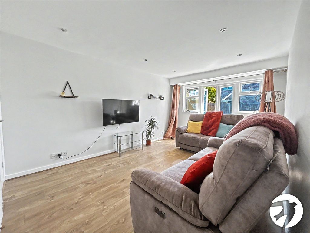 Property photo 2 of 28 Picture No. 28