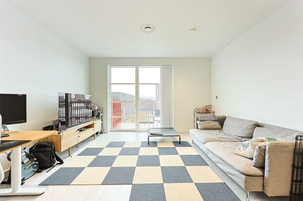 Property photo 2 of 21 Picture No. 07