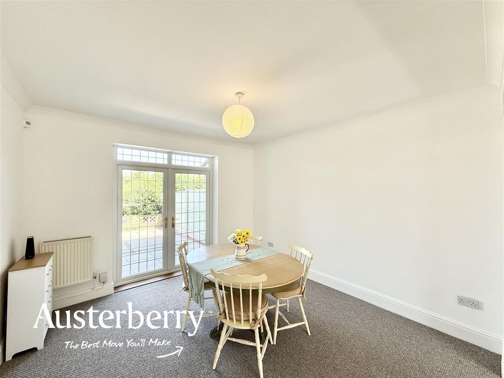 Property photo 3 of 19 Img_8930.Jpg