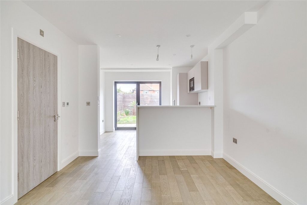Property photo 3 of 13 Reception Room