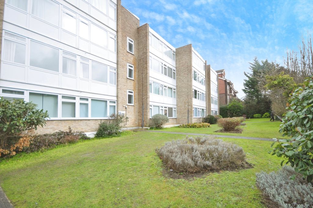 Property photo 1 of 17 Photography