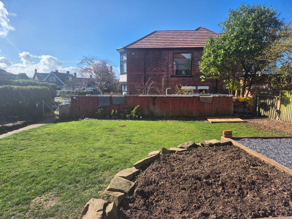 Property photo 3 of 12 Exterior