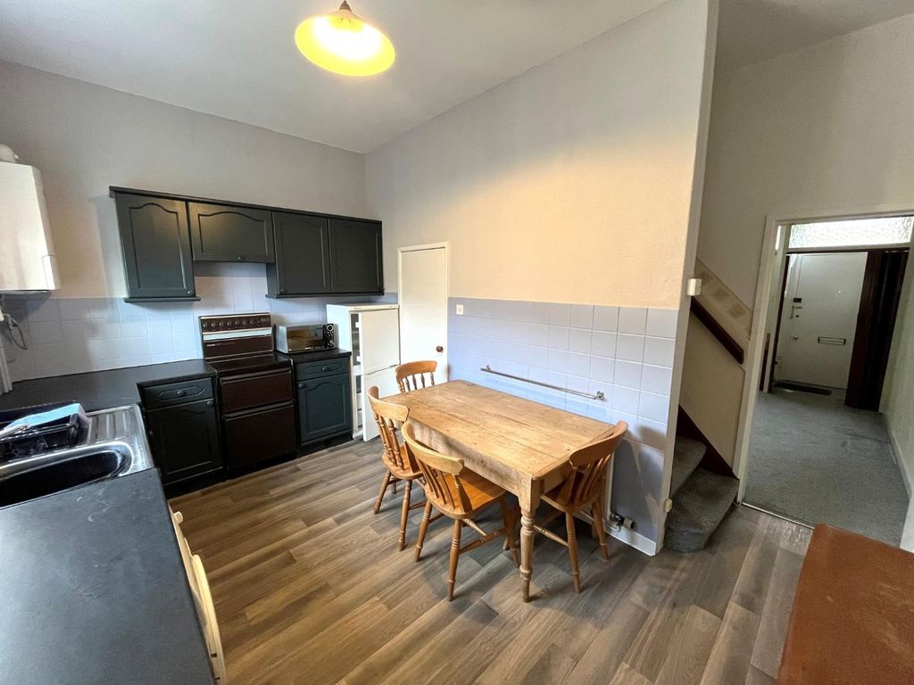 Property photo 3 of 9 8.Jpg