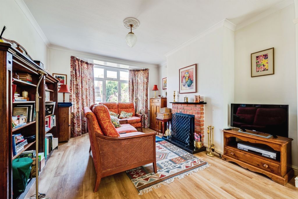 Property photo 3 of 13