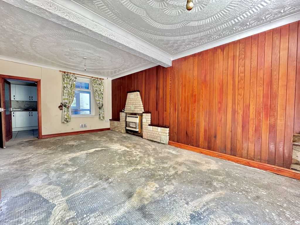 Property photo 3 of 12 Not Specified