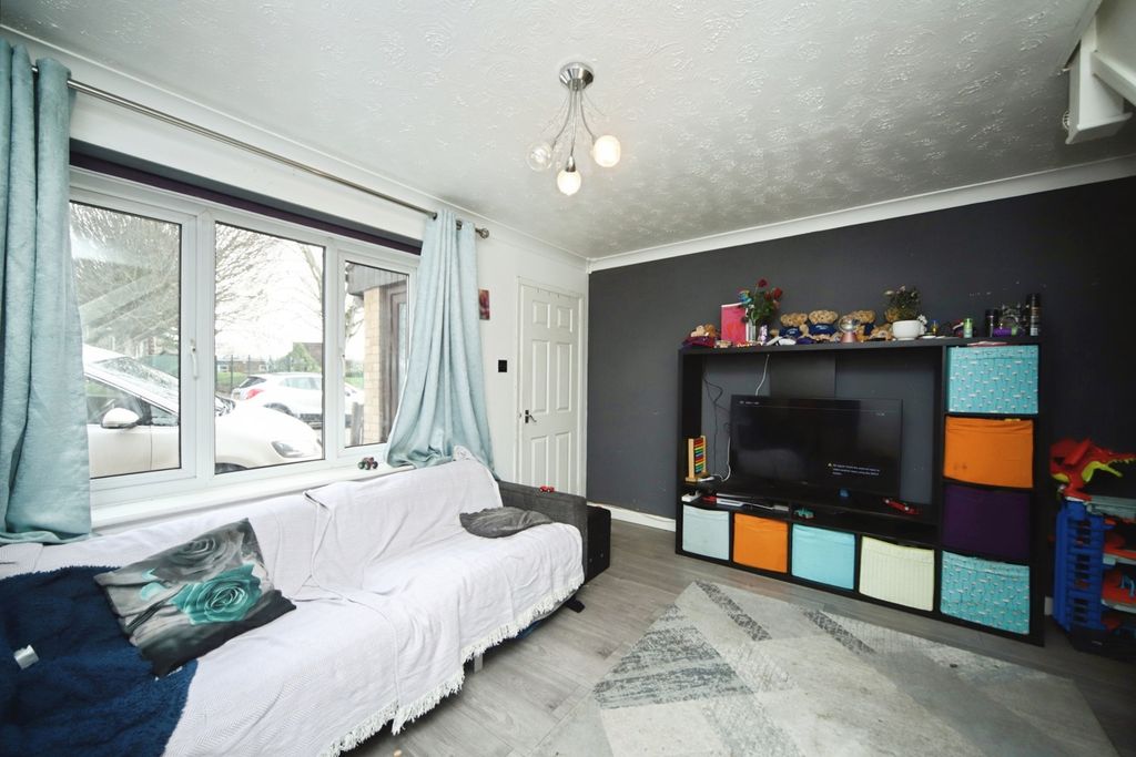 Property photo 2 of 14 Pbox-Img.Jpg