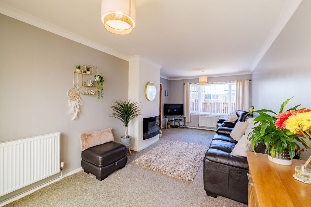 Property photo 2 of 24 4984694