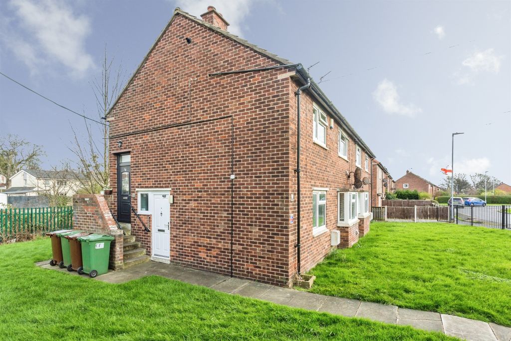 Property photo 2 of 14