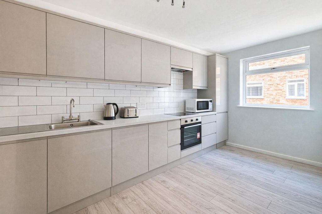 Property photo 2 of 13 Ai Kitchen
