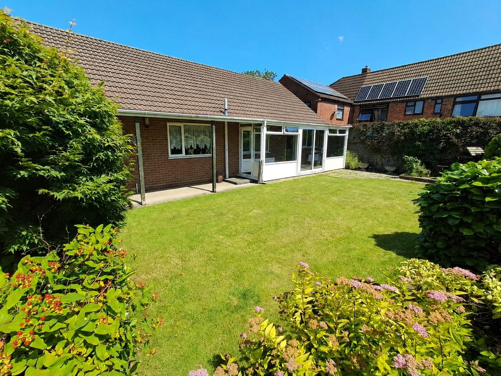 Property photo 1 of 19 Garden