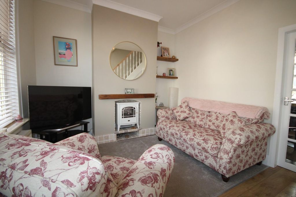 Property photo 2 of 15 Img_8854.Jpg