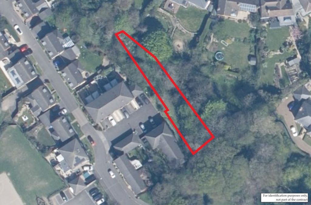 Property photo 1 of 2