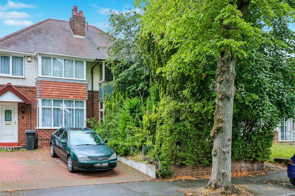Property photo 1 of 19 73 Mavis Road, Birmingham, B31 2Sb