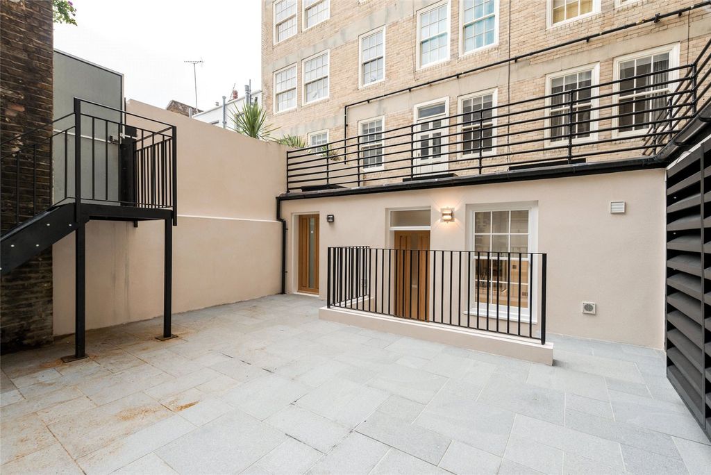 Property photo 2 of 8 Picture No. 01