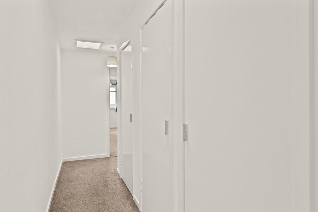 Additional image 10 of 2 bed maisonette for saleYork Lane, Grangemouth FK3