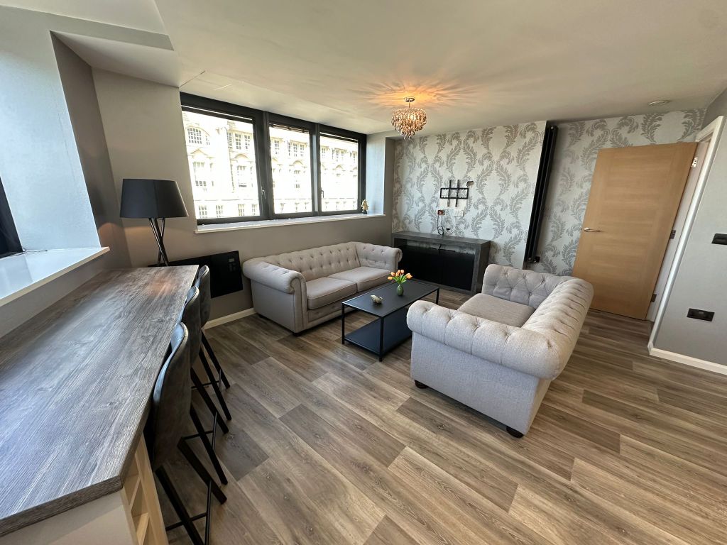 Property photo 3 of 12