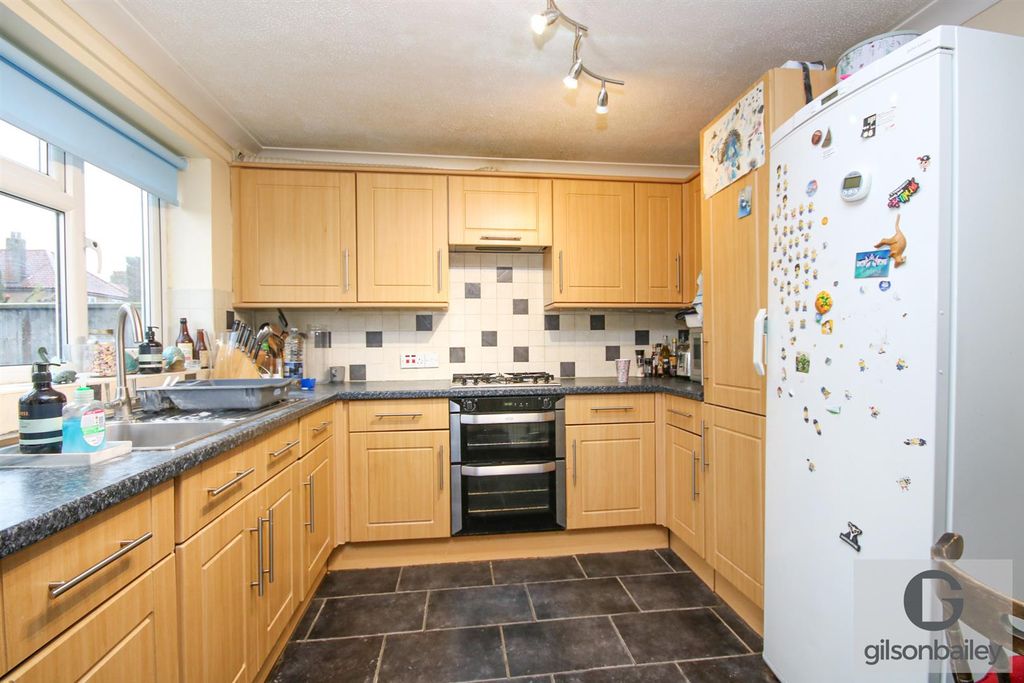 Property photo 3 of 11 Img_0036-2.Jpg