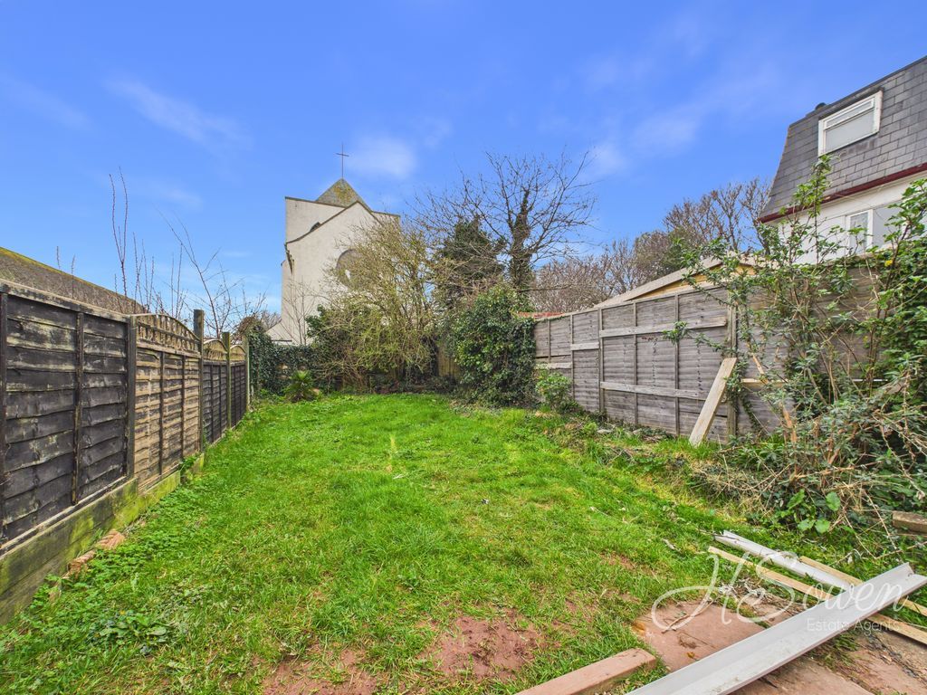 Property photo 3 of 11 Photo 3