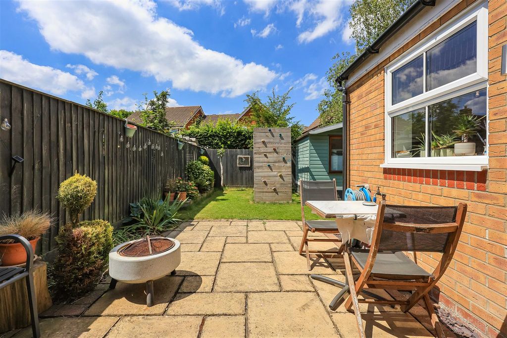 Property photo 2 of 17 Img (8).Jpg
