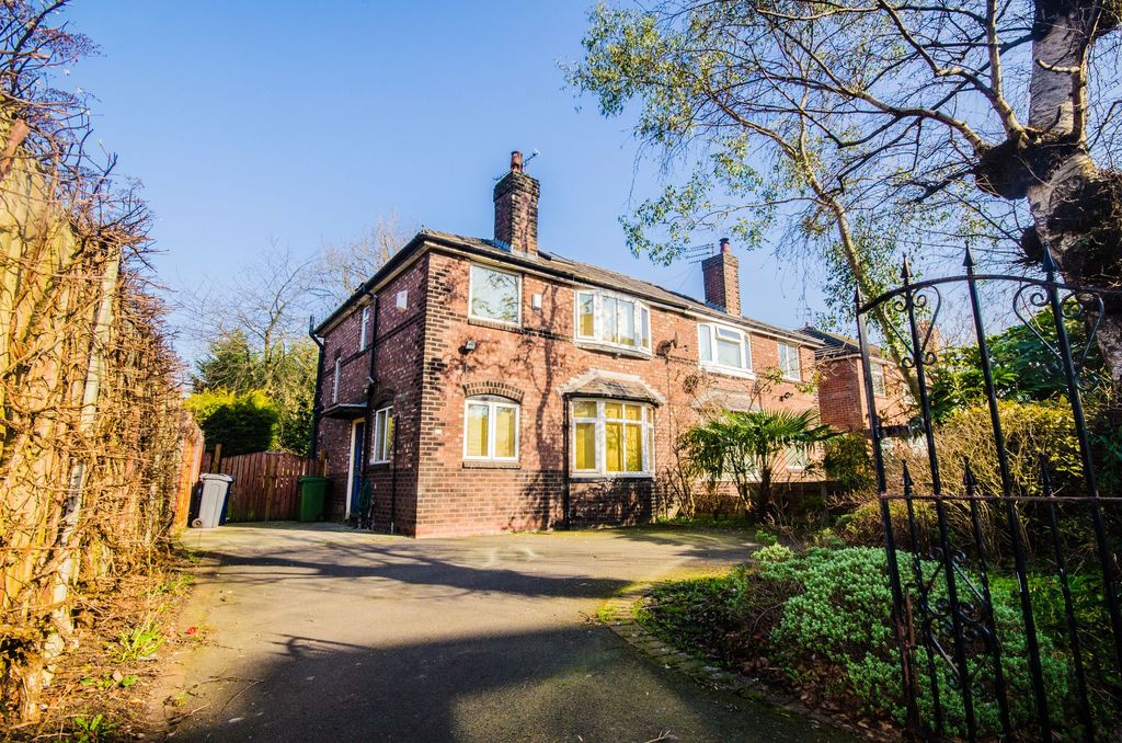 Property photo 1 of 5