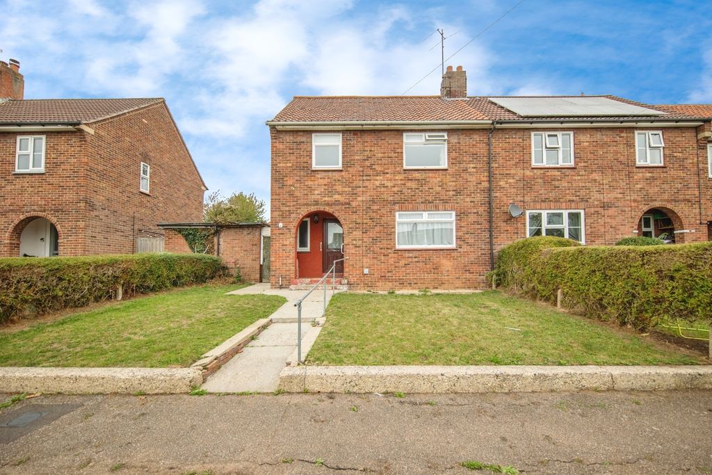 Property photo 1 of 15 Photo