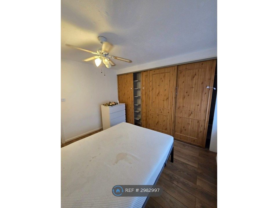 Property photo 2 of 29