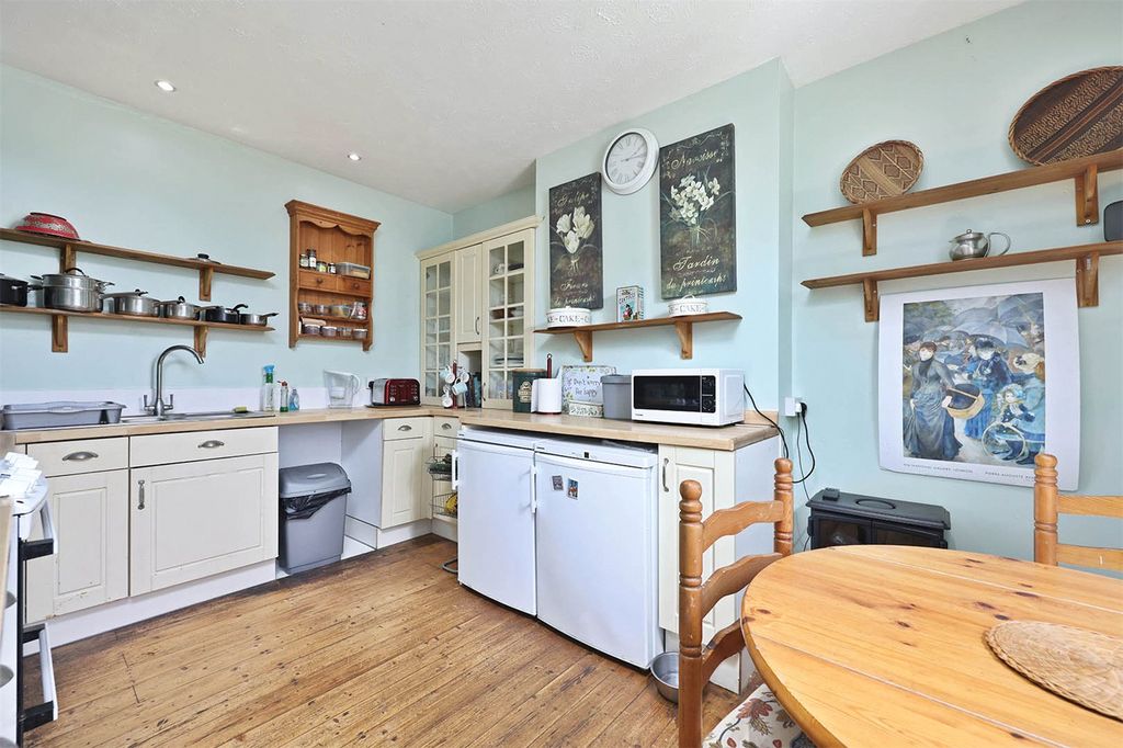 Property photo 3 of 18 Picture No. 20