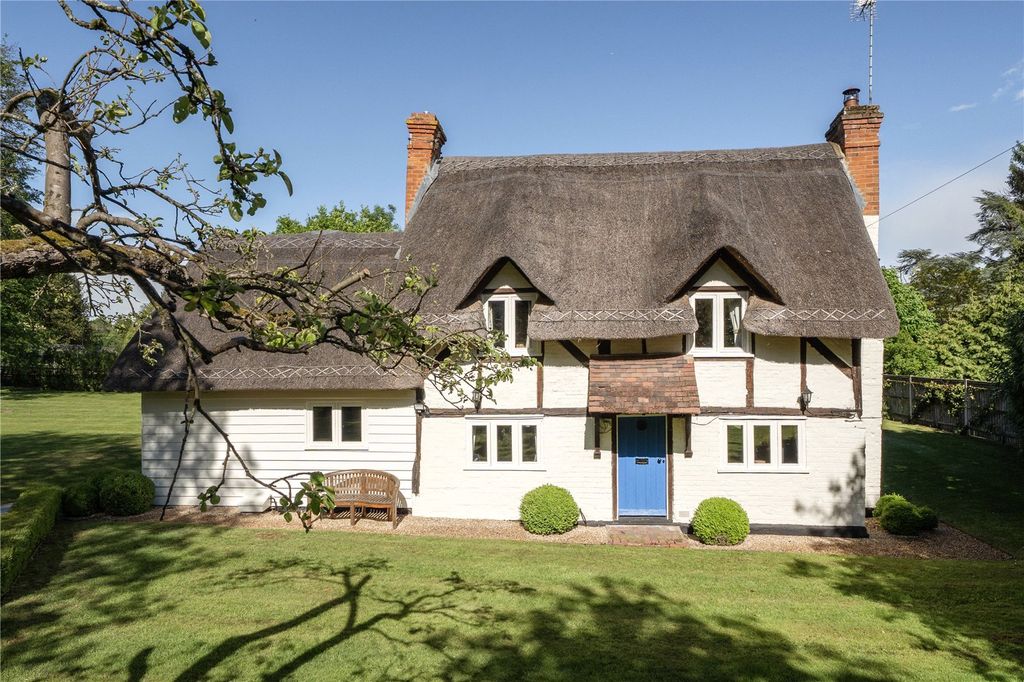 Property photo 2 of 17 Picture No. 35