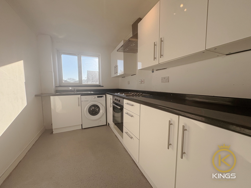 Property photo 2 of 7 8 Rhys Court