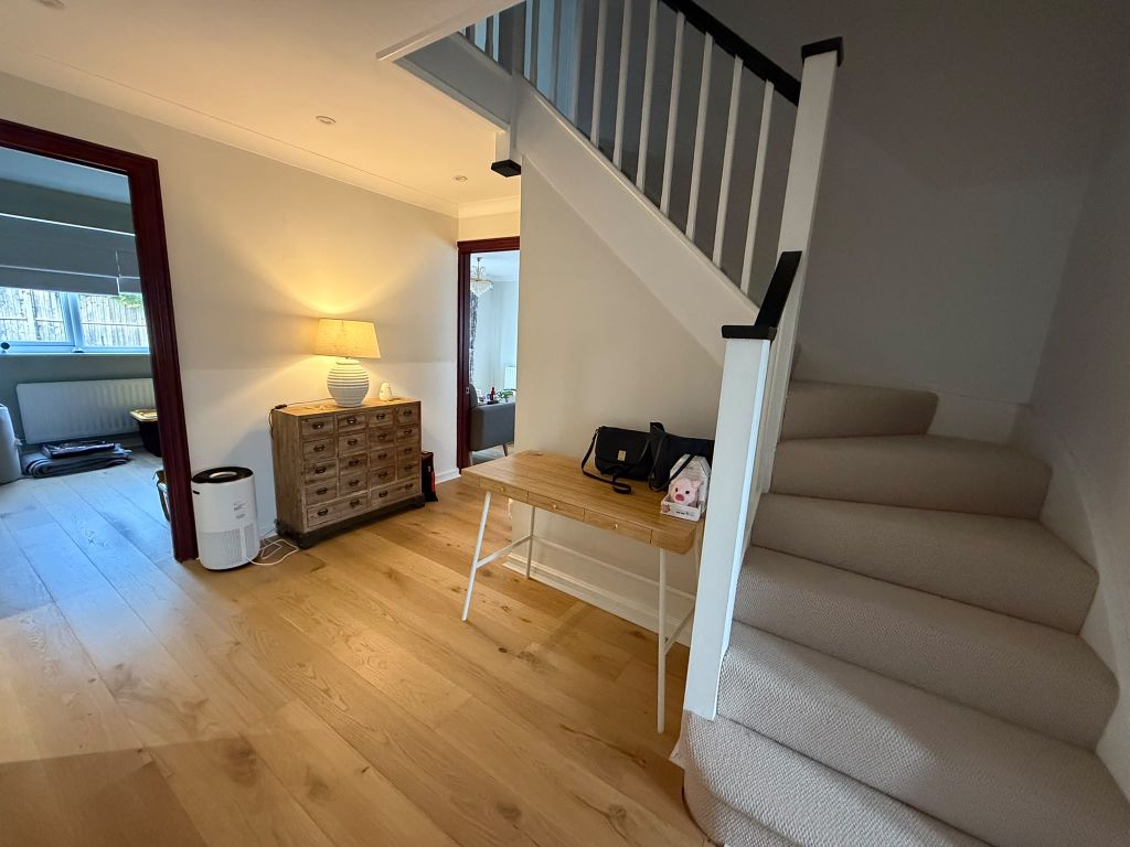 Property photo 3 of 20 Gf Landing