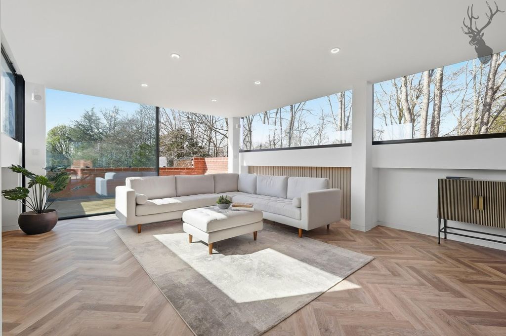 Additional image 6 of 3 bed flat for saleWoodredon House, Epping EN9