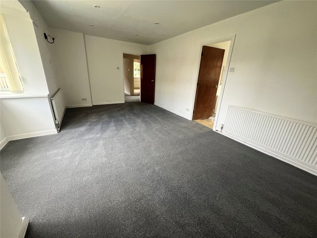 Property photo 3 of 15 Picture No. 25