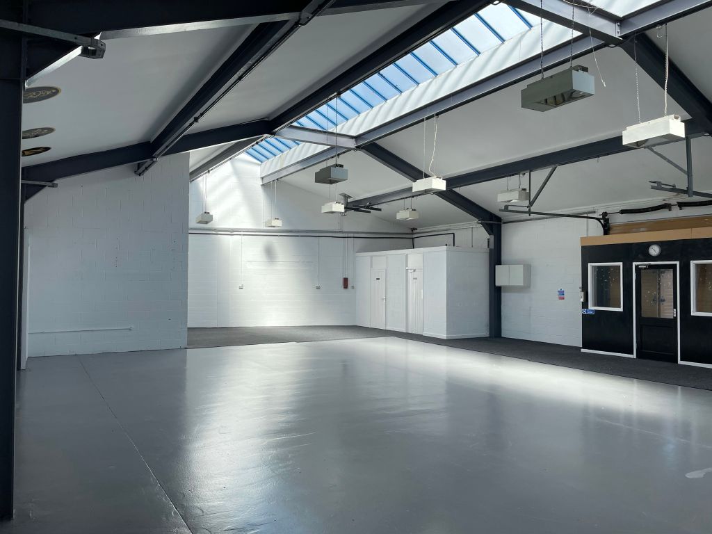 Property photo 1 of 7
