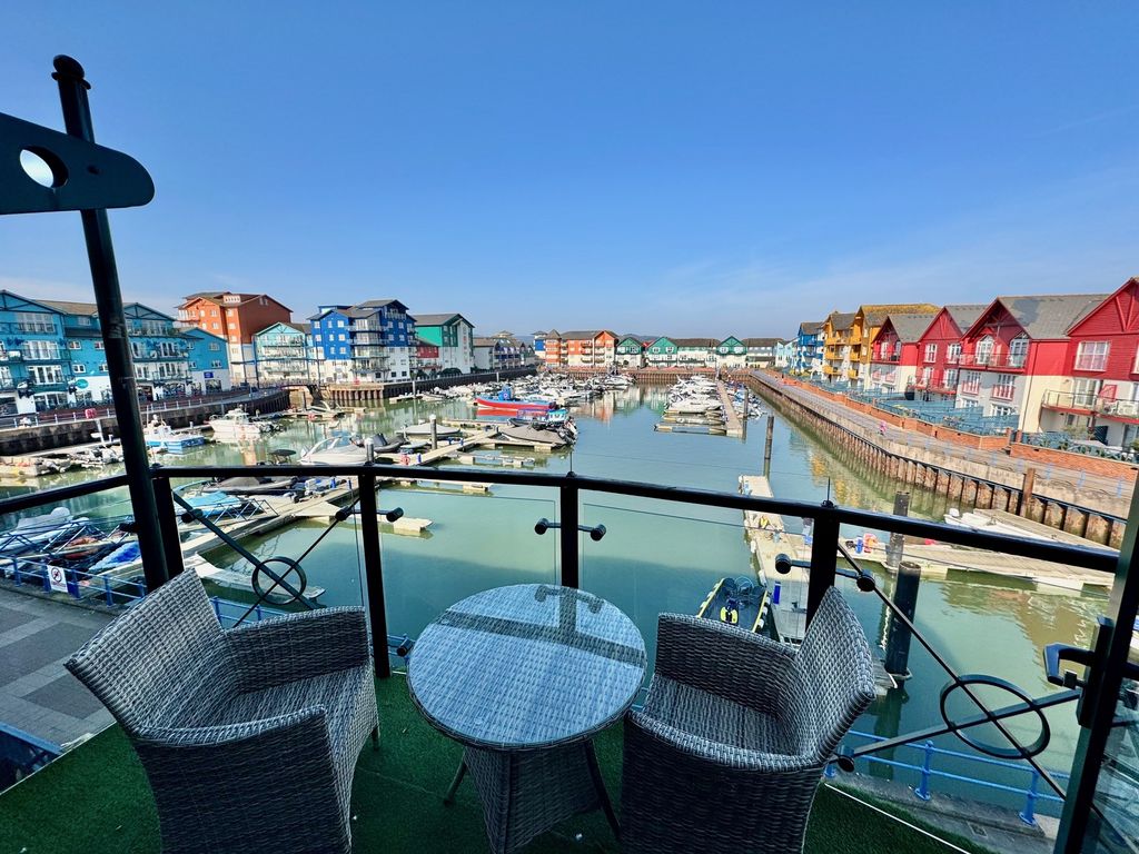 Property photo 3 of 8