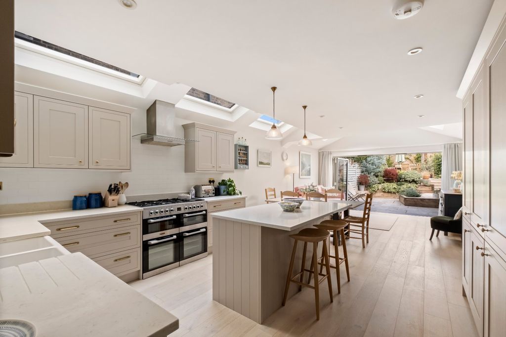 Property photo 1 of 15 Kitchen
