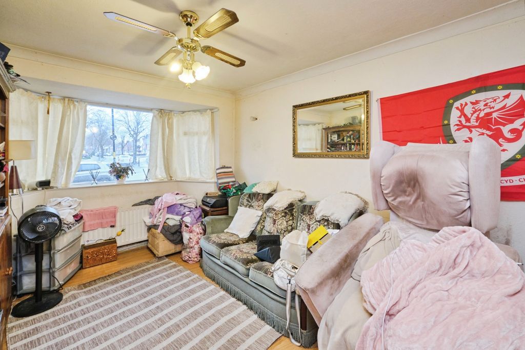 Property photo 2 of 15