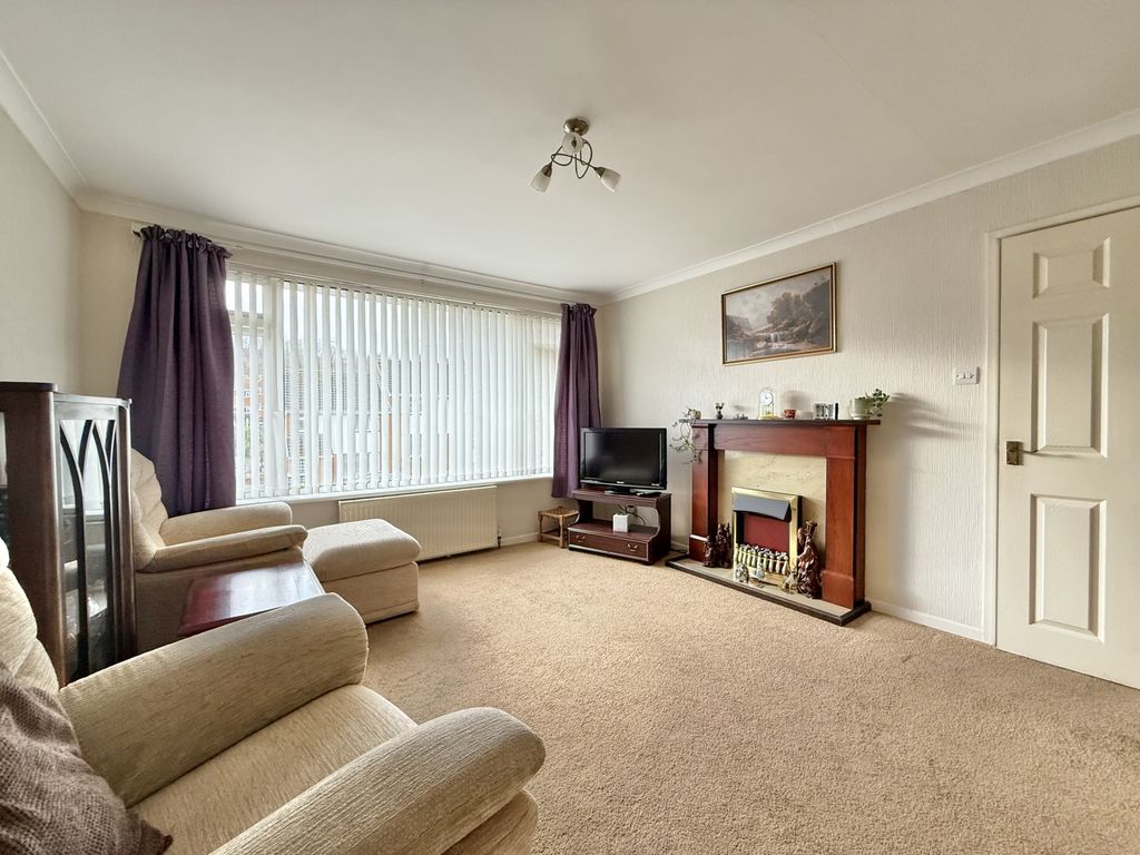 Property photo 2 of 19 Photo 9