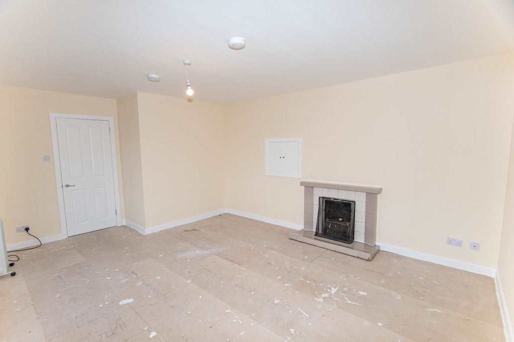 Property photo 2 of 12 Not Specified