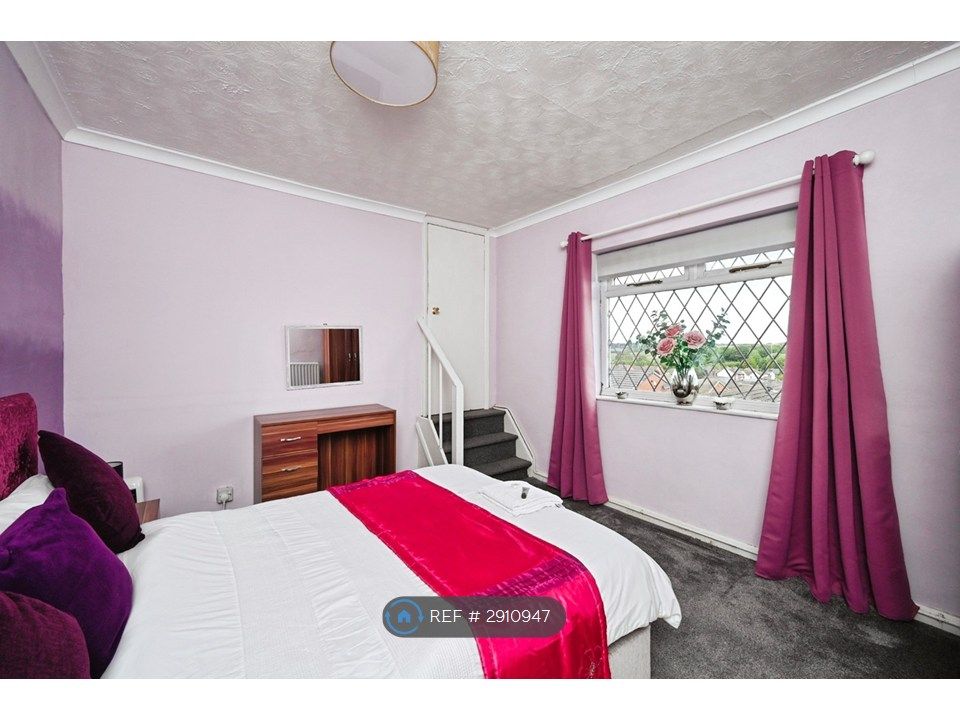Property photo 2 of 21 Double Bedroom With Country Views