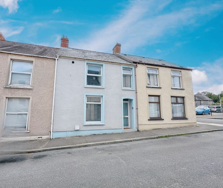 Property photo 1 of 13 Front