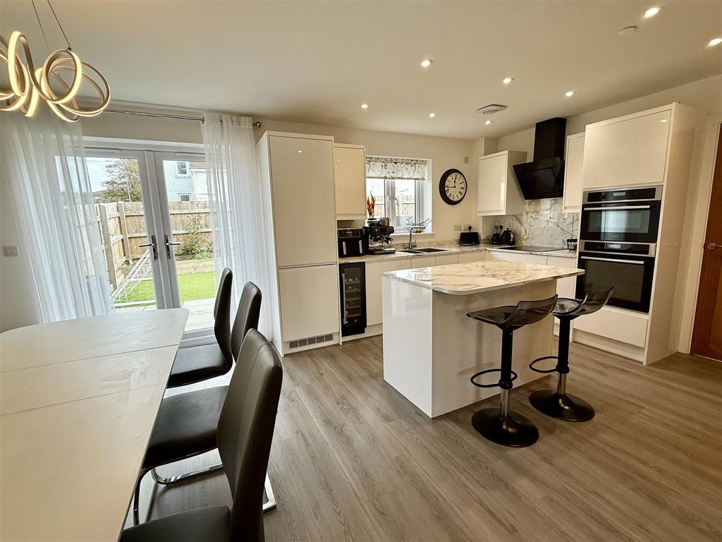 Property photo 3 of 41 Img_6721.Jpeg