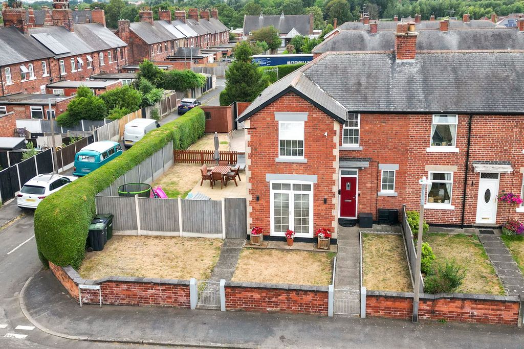 Property photo 1 of 27
