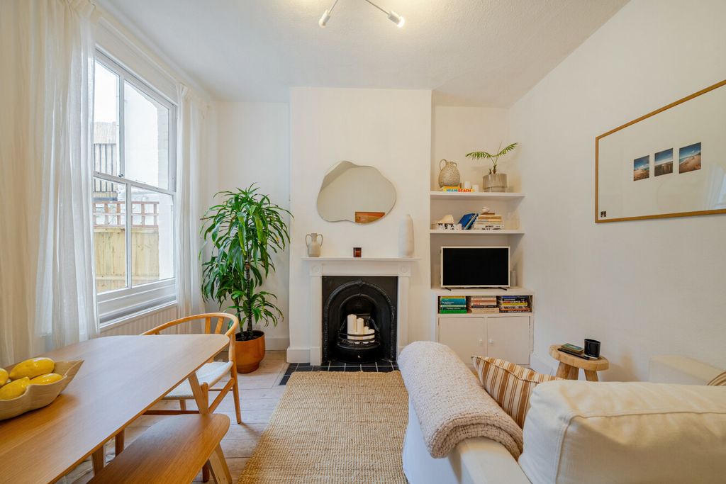 Property photo 2 of 10 1510683-1-1A0428B...