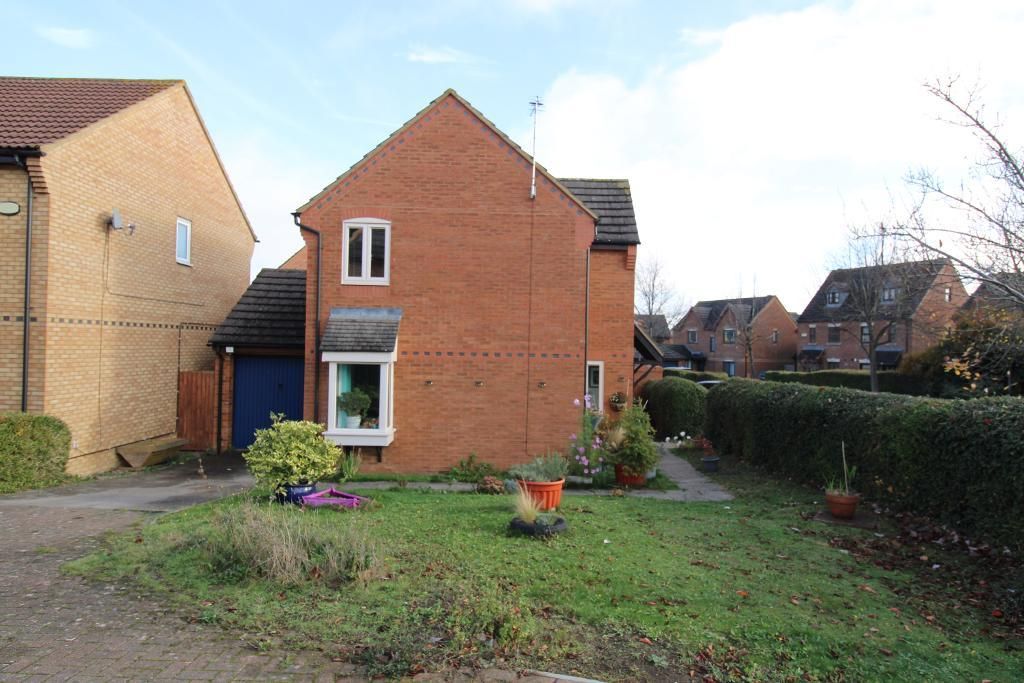 Property photo 2 of 17 Side Aspect