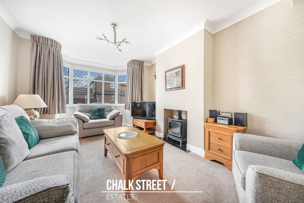 Property photo 2 of 30