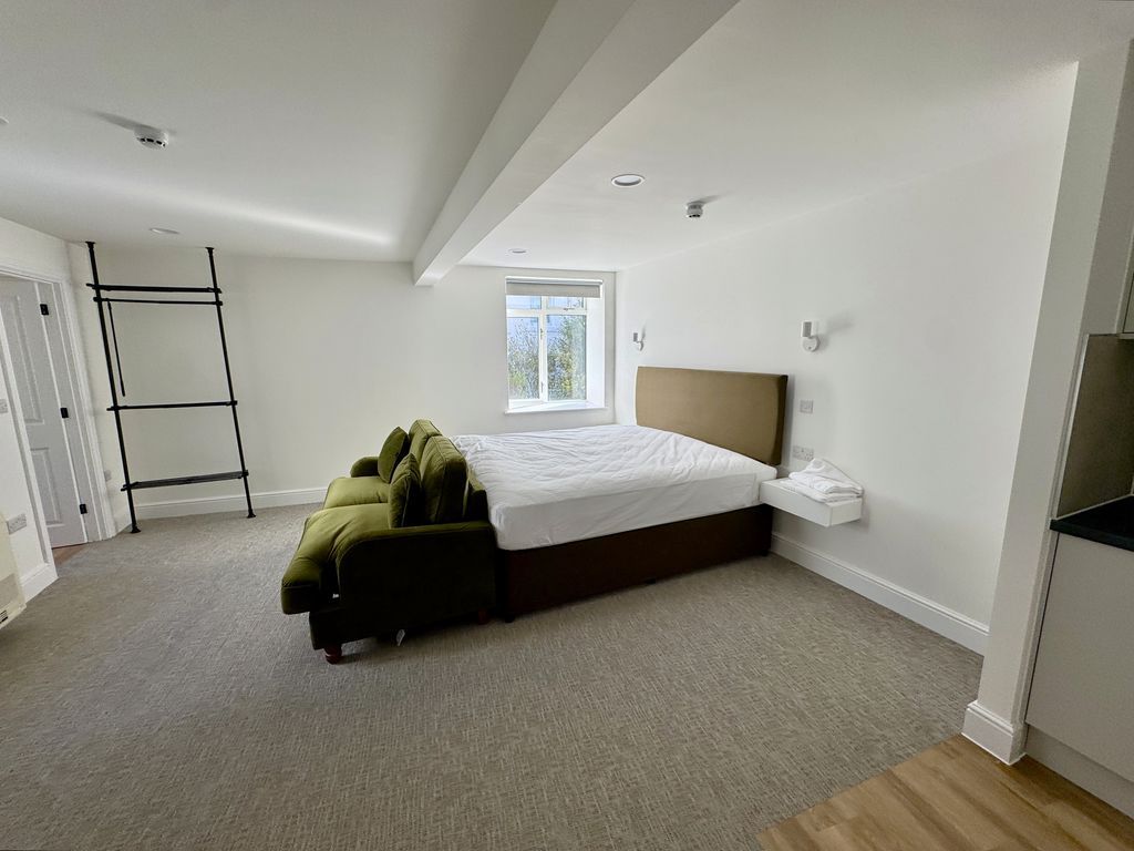 Property photo 3 of 22 Photo 7