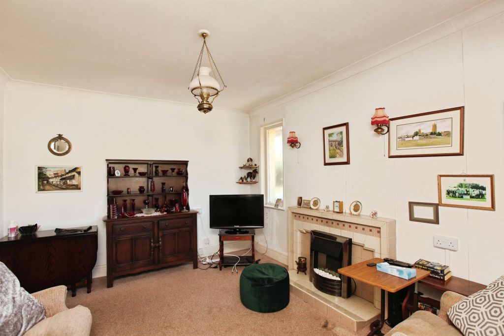 Property photo 3 of 16