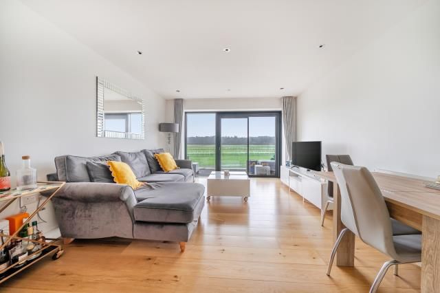 Additional image 11 of 2 bed flat for saleCape Cross House, Kingman Way, Newbury RG14