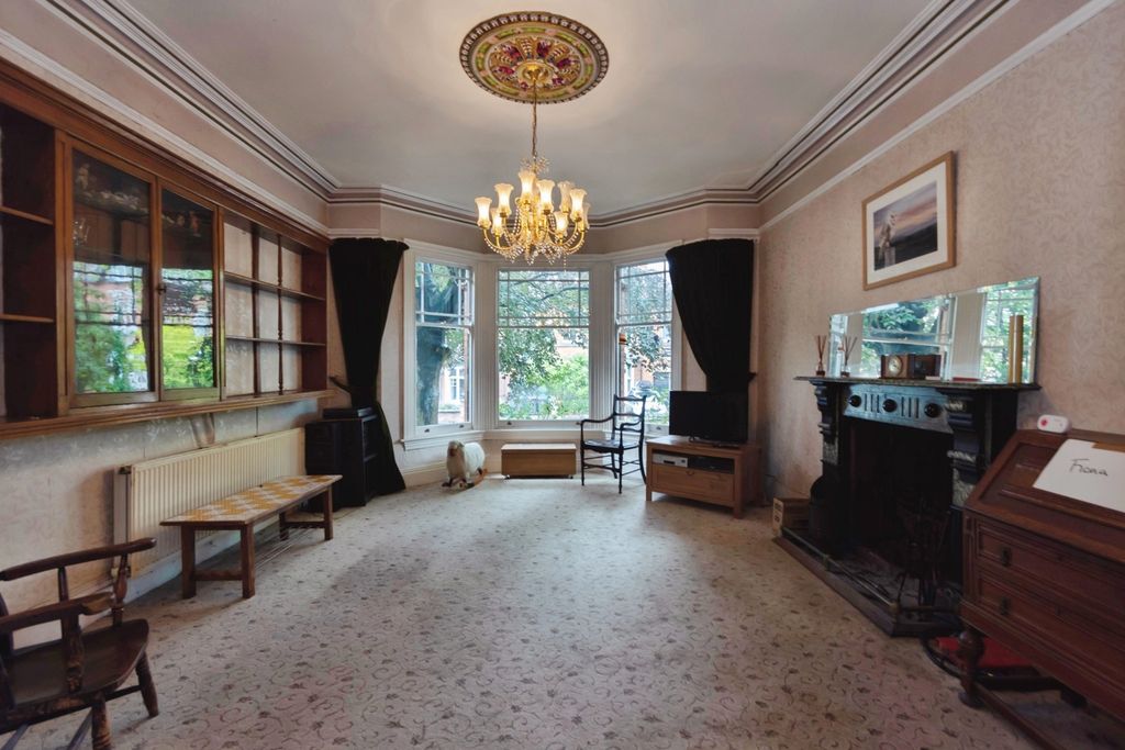Property photo 3 of 34 Pbox-Img.Jpg